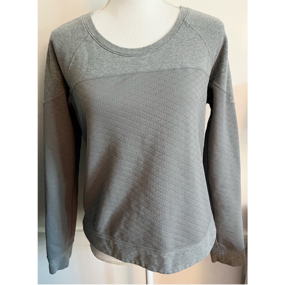 North Face • Women’s Recover-Up Crewneck Grey Quilted Pullover Sweatshirt